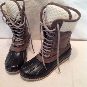 sweater collar duck boots